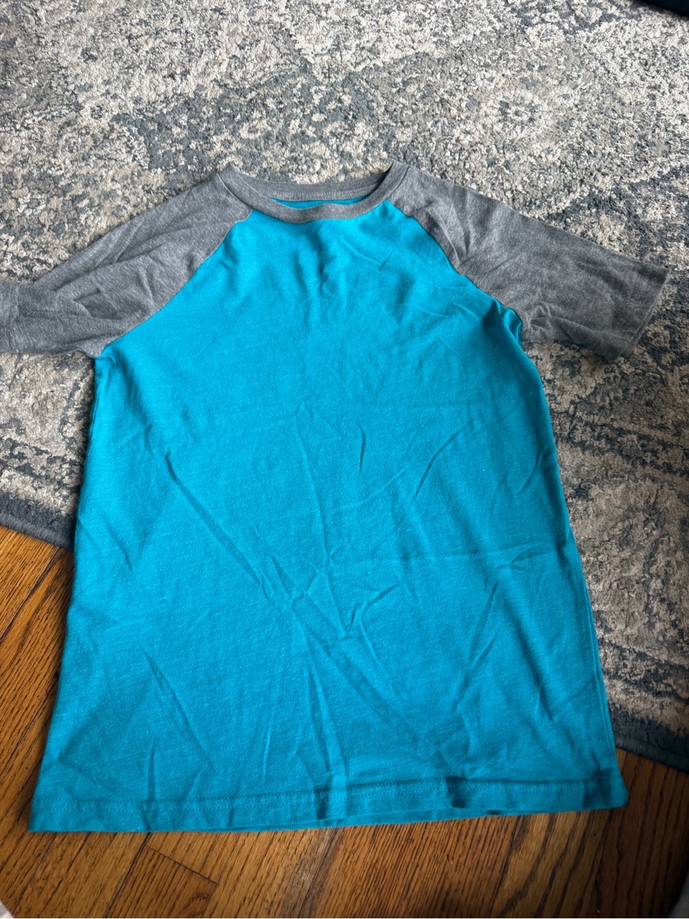 urban pipeline Teal Body with Gray Raglan Short Sleeve Tee